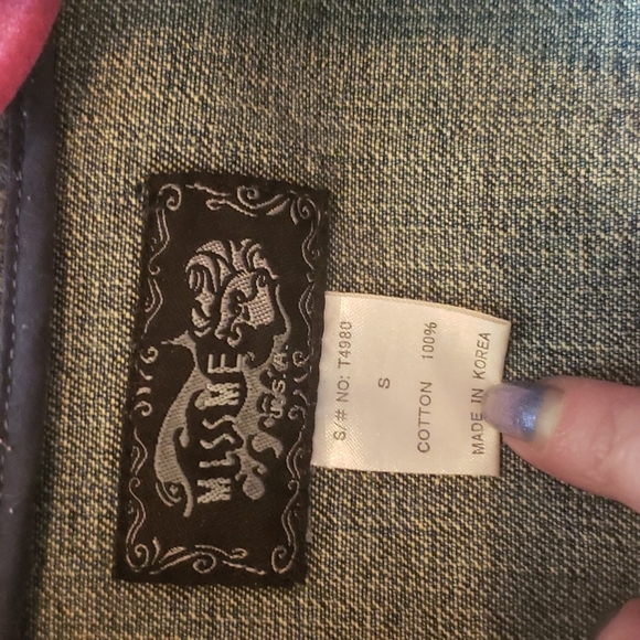 🎉 Miss Me Vintage Jean jacket S sweater accents  - FINAL PRICE! 🎉 - Picture 11 of 14